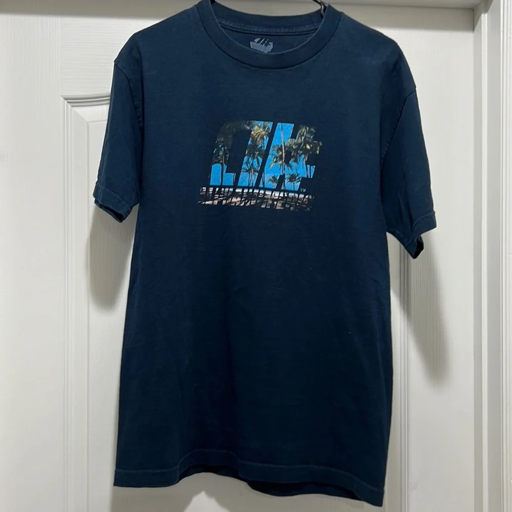 Alphanumeric tee Size Medium - Picture 1 of 5